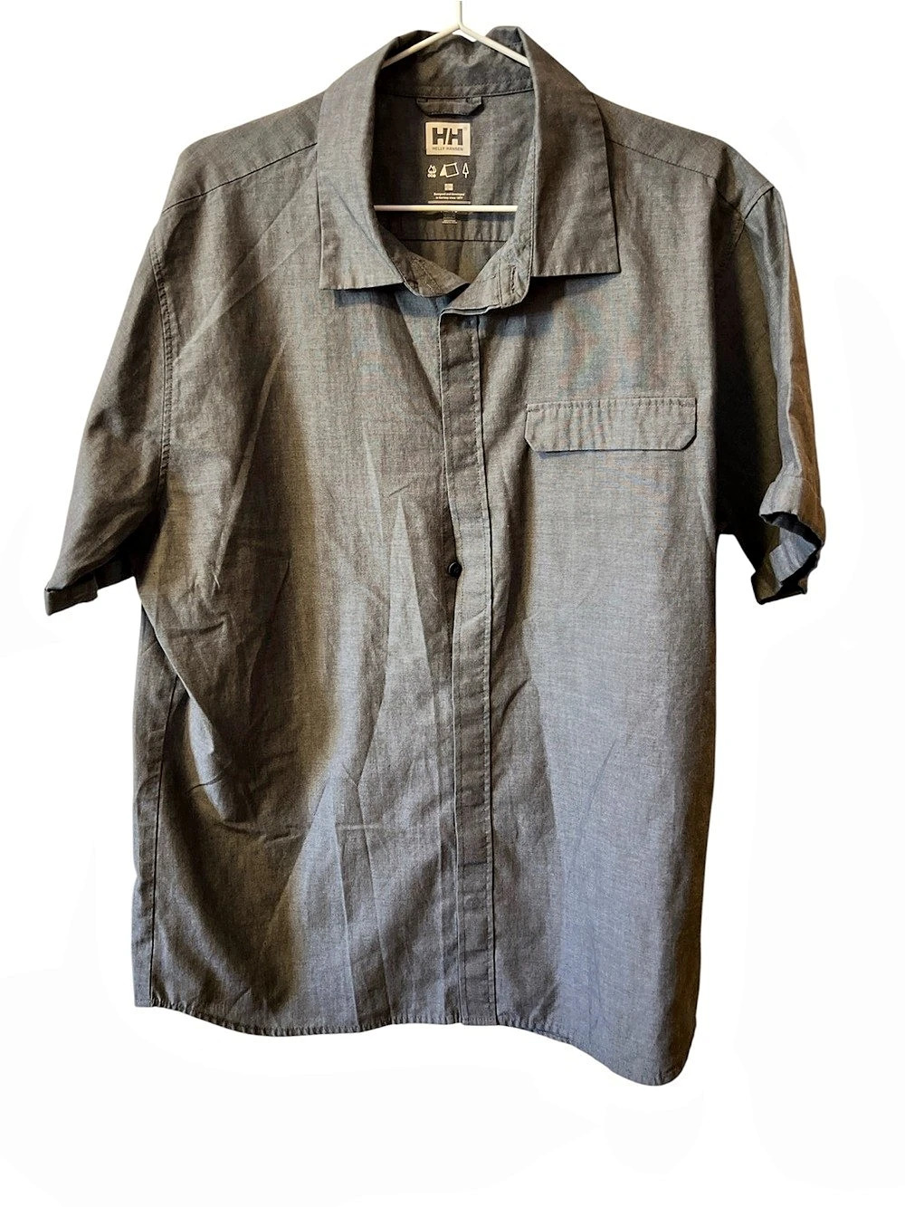 Helly Hansen Short Sleeve Shirt in Gray XL Regular hidden buttons like new